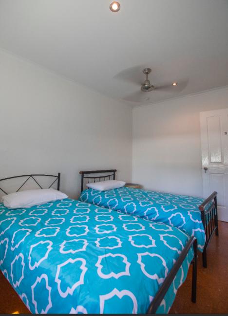 3 Bedroom Apartment // Spence St - Tourism Caloundra 3