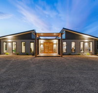 3 WISE MONKEYS MANSFIELD - Tourism Caloundra