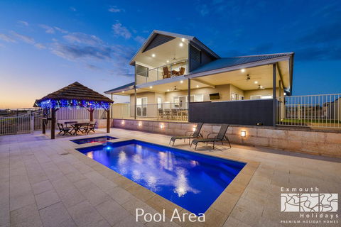34 Madaffari Drive - Pool - Tourism Caloundra 0