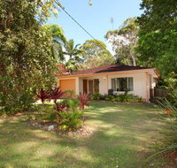 35 Santa Monica Avenue Coolum Beach Pet Friendly Linen Included - Tourism Caloundra