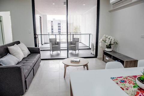 404 Kalina 2 Bedrooms - Tourism Caloundra 2