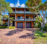 41 Carlo Circle - Rainbow Beach Huge Beach House With Room for Everyone - Tourism Caloundra