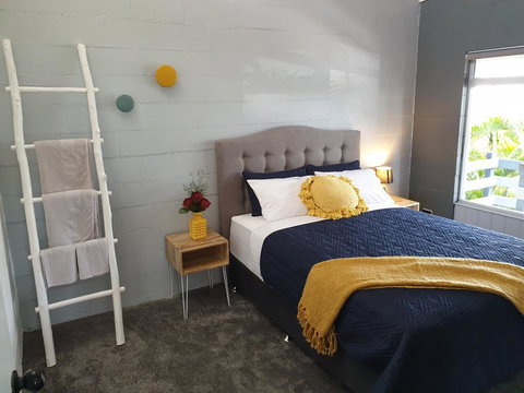 454 Charlton Esplanade Apartment - Tourism Caloundra 0