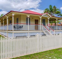 5 Bomburra Court - Rainbow Beach Ticks All The Boxes Pool Shed Fenced Yard Pet Friendly - Tourism Caloundra