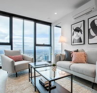 51 ModernGallery3Bd2Bth lv73 Free tram Mel CBD - Tourism Caloundra