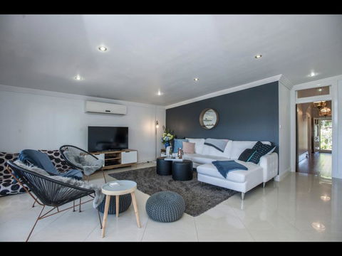 63 The Residence - Tourism Caloundra 3