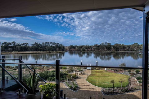64 Marina Way, Mannum - Tourism Caloundra 0