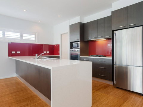 7 Judith Street - Stunning Duplex With Ducted Air - Tourism Caloundra 2