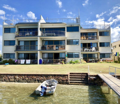 7 Wharf Street - Tourism Caloundra 1