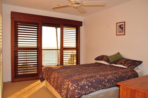77 Cooloola Drive-Rainbow Beach - Tourism Caloundra 0