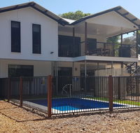 9 Ibis Court - pool beach volleyball air conditioning - Tourism Caloundra