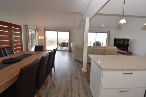 91 Berrambool Drive - Tourism Caloundra 1