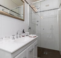 94Best Apartments - Tourism Caloundra