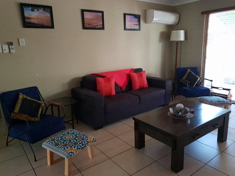 A City Retreat, 2BR Apartment - Reid Park -Townsville - Tourism Caloundra 0