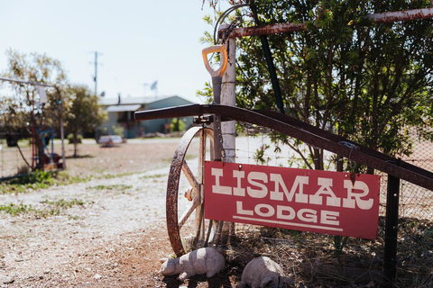 A Lismar Lodge Cottage - Tourism Caloundra 1