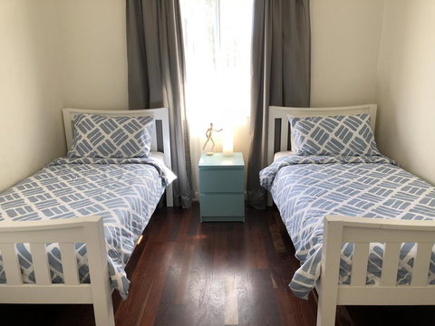 A Little Bit Of Zen By The Beach - Tourism Caloundra 3