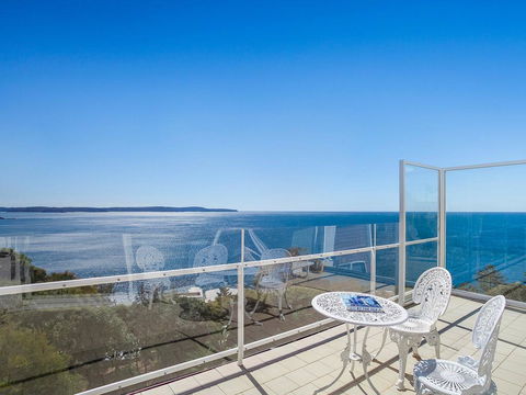 A Little Piece Of Paradise - Tourism Caloundra 2