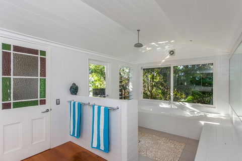 A PERFECT STAY - Aria - Holiday House - Tourism Caloundra 1