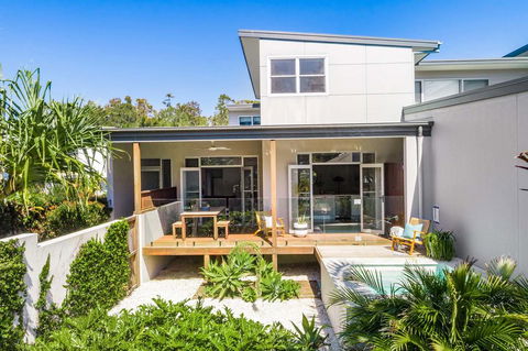 A PERFECT STAY - Clique 1 - Tourism Caloundra 1