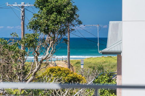 A PERFECT STAY - Sandy Feet - Tourism Caloundra 1