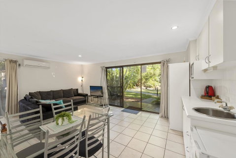 Aanuka Tropical Spa Bure - Tourism Caloundra 0