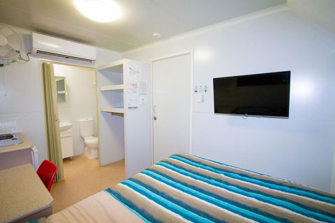 AAOK Jandowae Accommodation Park - Tourism Caloundra 2
