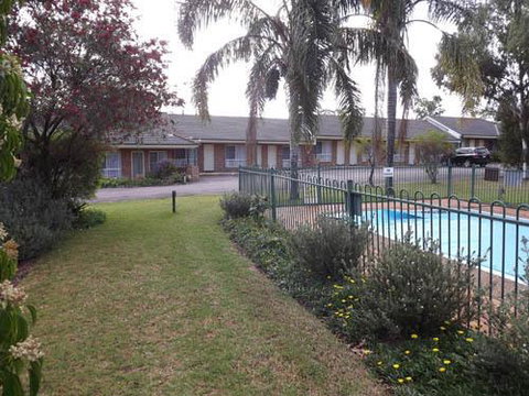 Aberdeen Motel - Tourism Caloundra 3