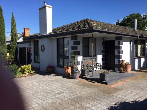 Abode33 - Tourism Caloundra 1
