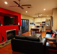 About Time Retreats- Studio Seven - Tourism Caloundra