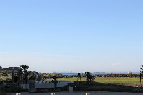 Absolute Waterfront Apt 319 Lighthouse - Tourism Caloundra 0