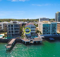 Absolute Waterfront On The Pumicestone Passage - Tourism Caloundra