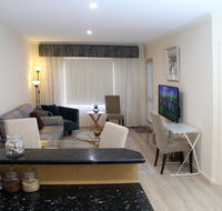 ADELAIDE CBD APARTMENT - 3BR 2BATH  CARPARK - Tourism Caloundra
