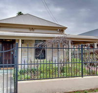 Adelaide close CBD Large Private Studio Apartment in St Peters - Tourism Caloundra