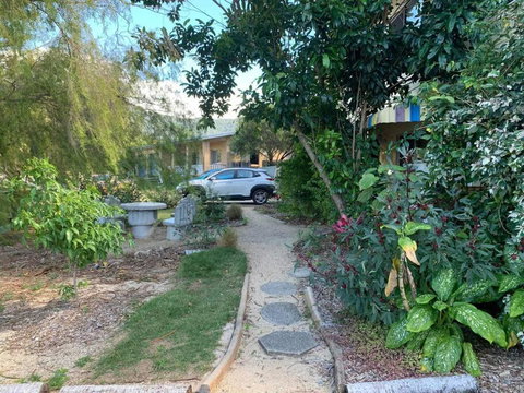 Downstairs Only. 3 Queen BR With Private Access. - Tourism Caloundra 0