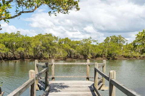 Eagles Nest Two Bed Home Nudgee Beach - Tourism Caloundra 1