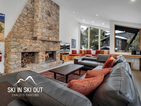 Eagles View 1 - Tourism Caloundra 0