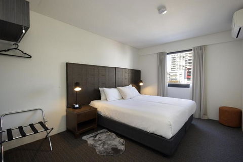 East Perth CBD Apartment Close To The Swan River - Tourism Caloundra 1