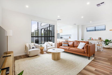 East Side Sands - Pet Friendly - 5 Mins Walk To Beach - Tourism Caloundra 2