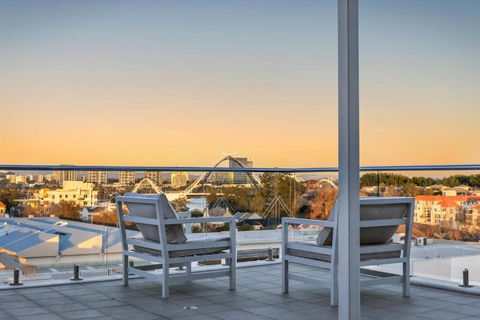 EAST34/60 - Urban Sanctuary - Tourism Caloundra 3