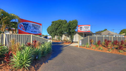 Emerald Tourist Park - Tourism Caloundra 0