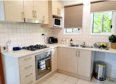 Entire 3 Bedroom Doveton House, No Sharing - Tourism Caloundra 1