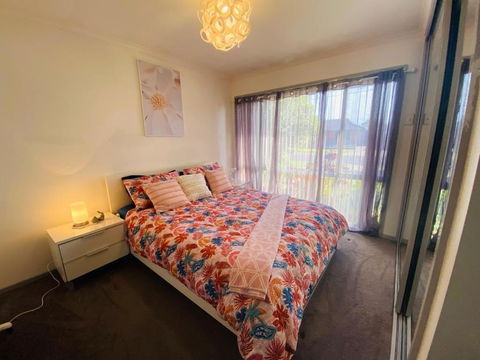 ENTIRE HOME IN WERRIBEE,BEST POSSIBLE LOCATION YOU CAN FIND - Tourism Caloundra 4