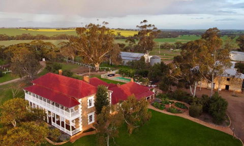 Glamping At Buckland Estate - Tourism Caloundra 2