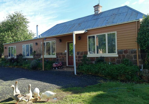 Fulham Homestead Historic Rural Large 3 Bedroom Guesthouse - Tourism Caloundra 0