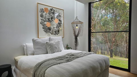 Gabion Hill House Glenlyon - Tourism Caloundra 2