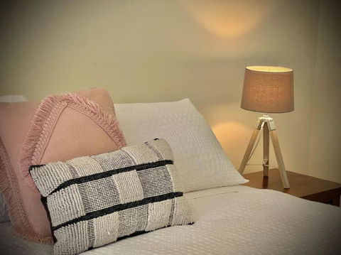 Galbraith Beach Studios - Studio 2 - Tourism Caloundra 4