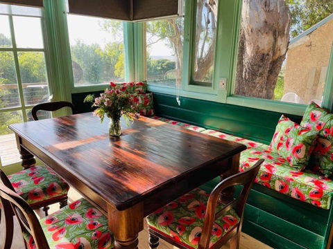 Galway Cottage - Tourism Caloundra 3