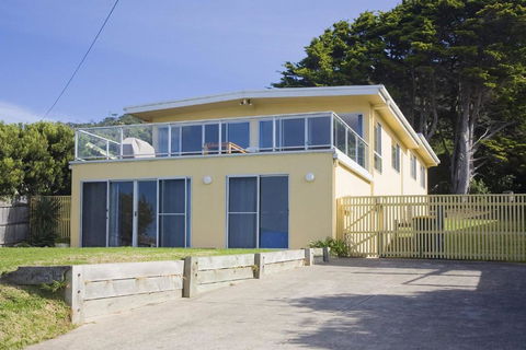 Gannon - Tourism Caloundra 2