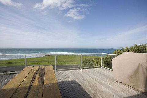 Gannon - Tourism Caloundra 0