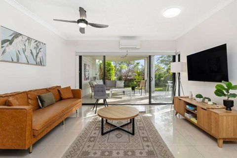 Garden Apt 2Bed X 2Bath, Parking - Tourism Caloundra 0